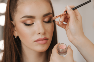 Jak łączyć produkty Makeup Revolution, by uzyskać profesjonalny efekt?