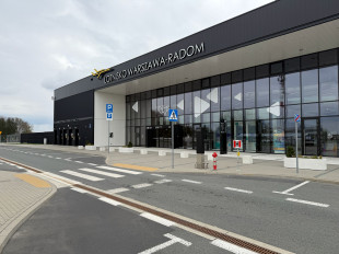 Terminal lotniska w Radomiu