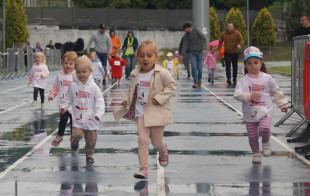 Radomski Festiwal Biegowy. Pobiegli najmłodsi Radomianie