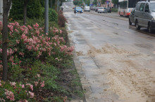 Awaria wodno - kanalizacyjna w centrum Radomia. Pracują służby