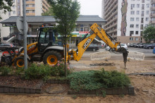 Awaria wodno - kanalizacyjna w centrum Radomia. Pracują służby