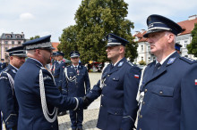 Święto Policji w Radomiu. Były kwiaty, odznaczenia i awanse