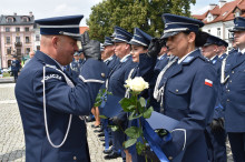 Święto Policji w Radomiu. Były kwiaty, odznaczenia i awanse