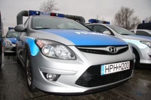 Nowe samochody mazowieckiej policji