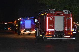 Pożar pod Radomiem. Poszkodowany strażak