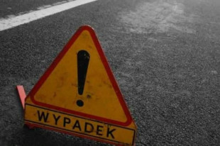 Wypadek pod Radomiem. Dwie osoby w szpitalu