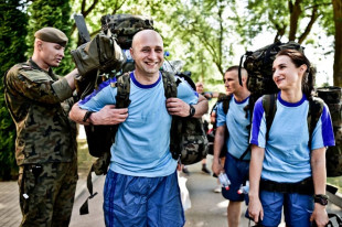 Swoje miejsce w WOT znajdują osoby pracujące, specjaliści z różnych dziedzin, jak i poszukujący zatr