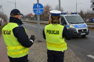 Przewoziła trójkę dzieci bez fotelików. Ma zakaz prowadzenia pojazdów
