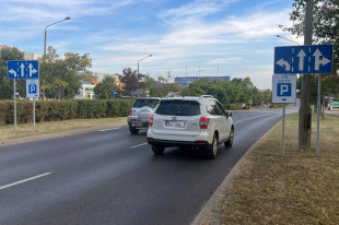 13 płatnych stref parkingowych. Ulice w rejonie lotniska zamknięte