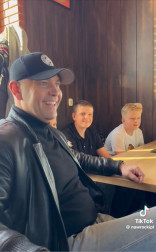 Prezydent Nawrocki na kebabie w Wolanowie