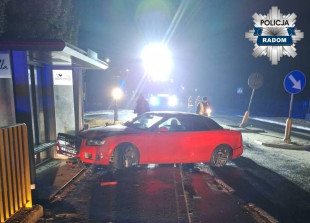 Poważny wypadek pod Radomiem. Czworo rannych w szpitalu