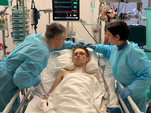 Dominik Hołuj z rodzicami