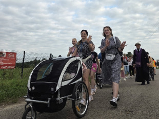 Najdłuższa trasa przed nimi. Wyruszyła pierwsza grupa radomskiej pielgrzymki na Jasną Górę [FOTO]