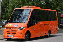 Nowy autobus szkolny w Garbatce - Letnisko