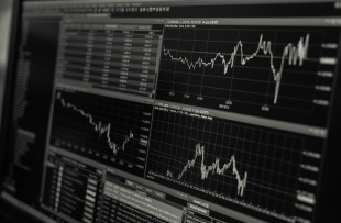 Jak zarabiać na opcjach binarnych? Poradnik od binaryoptions.com