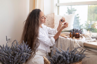 Jak stworzyć domowe SPA z użyciem naturalnych aromatów?