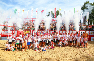 Sportowa i organizacyjna petarda! Przysucha stolicą siatkówki plażowej