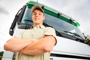 Hakowce w nowoczesnym transporcie i gospodarce odpadami – jak działają, dlaczego są tak popularne i na co zwrócić uwagę przy wyborze