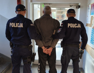 Groził nożem 11-letniej córce  