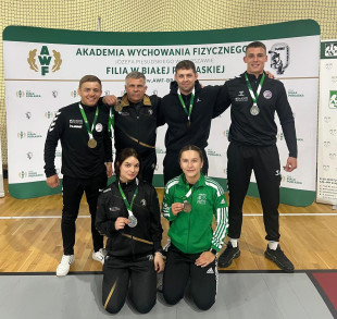 Zapaśnicy Olimpijczyka Radom z medalami AMP